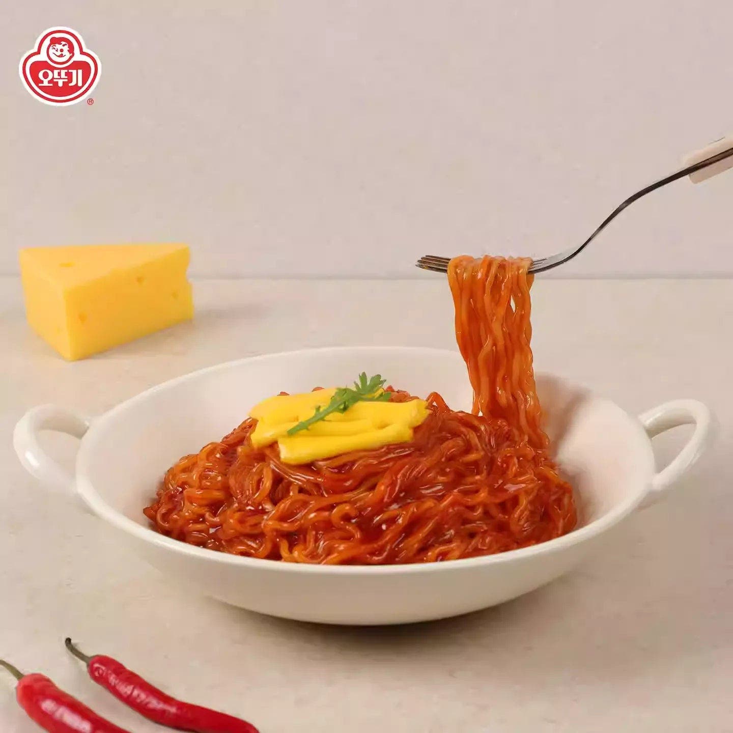 Ottogi | Stir - Fry Cheese Ramen – Gusto Piccante al Formaggio - Trovasia - I01003 - 0402