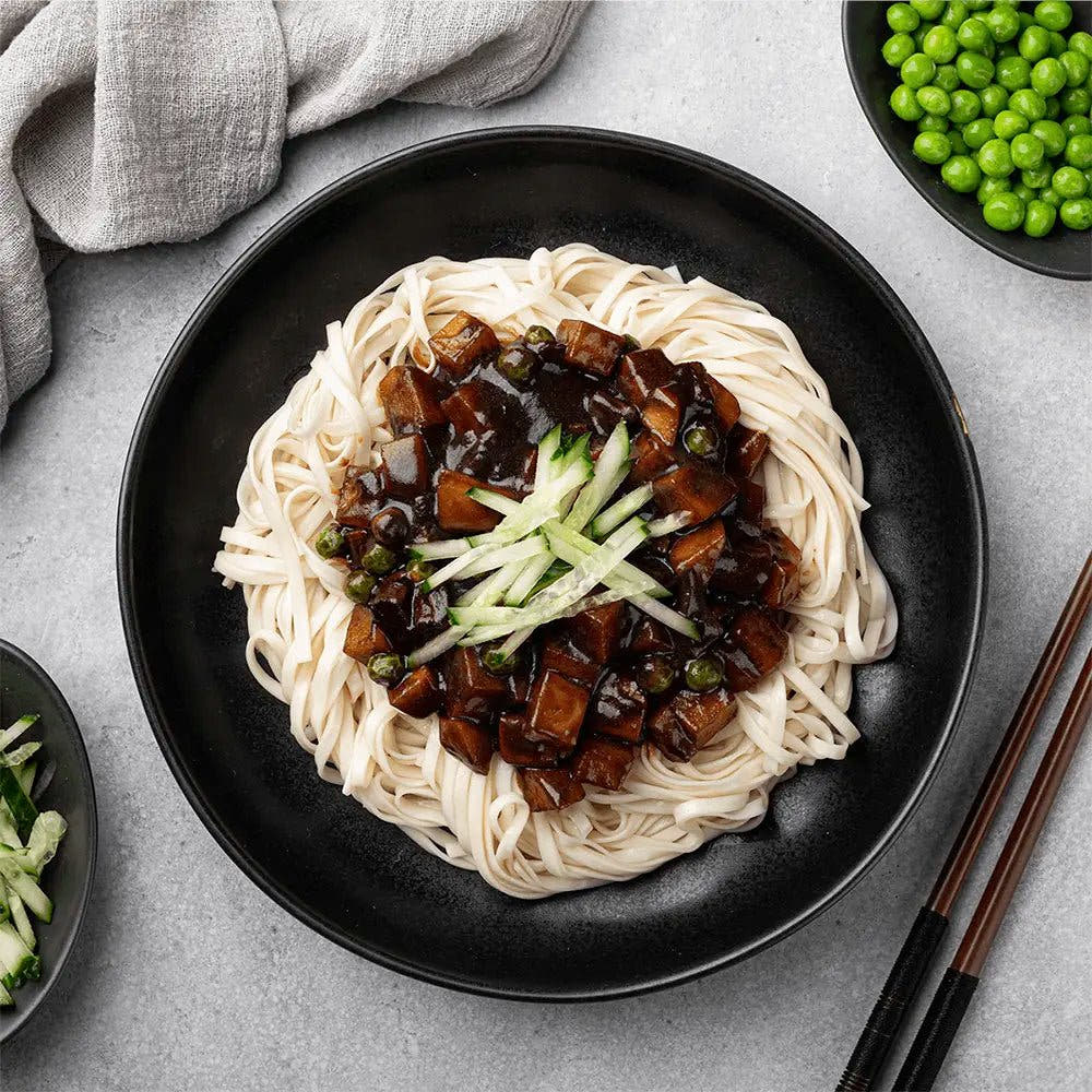 Noodles Secchi Coreani 300g – Ideali per Jjajangmyeon - Trovasia - A01010 - 01