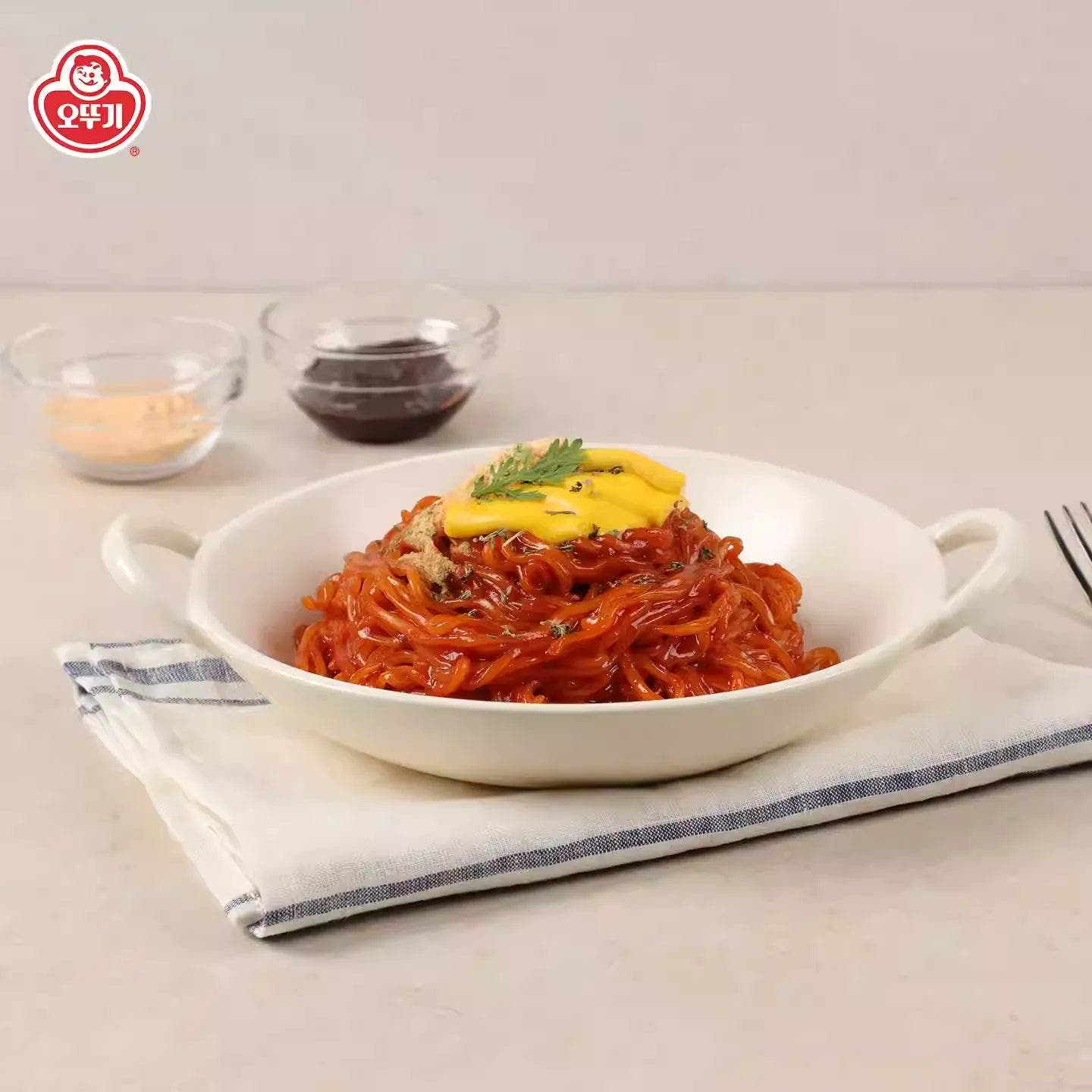 Ottogi | Stir - Fry Cheese Ramen – Gusto Piccante al Formaggio - Trovasia - I01003 - 0402