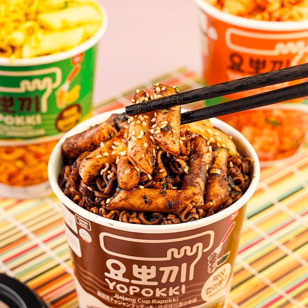 Rabokki 145g (Ramen con Tteokbokki) - Gusto Jjajang - Trovasia - I08006 - 02